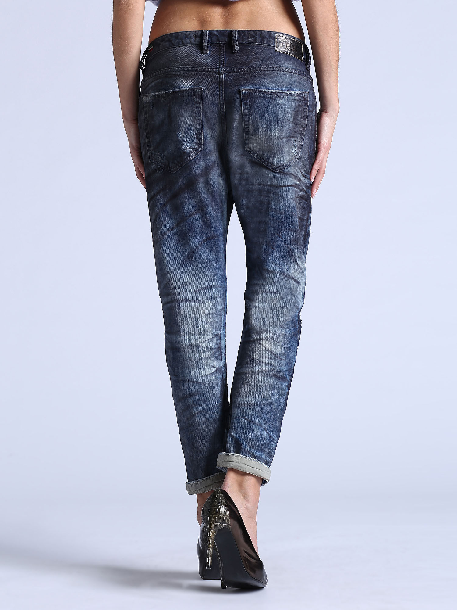 diesel eazee relaxed boyfriend jeans