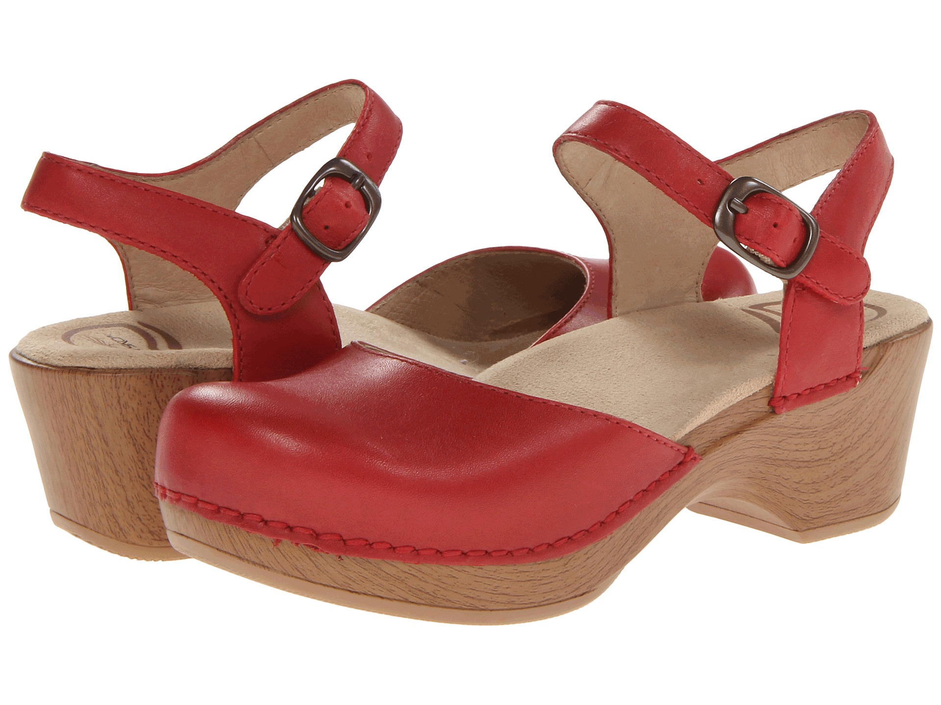 heeled mule closed toe