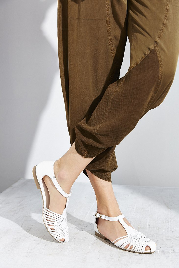 t strap huarache sandals