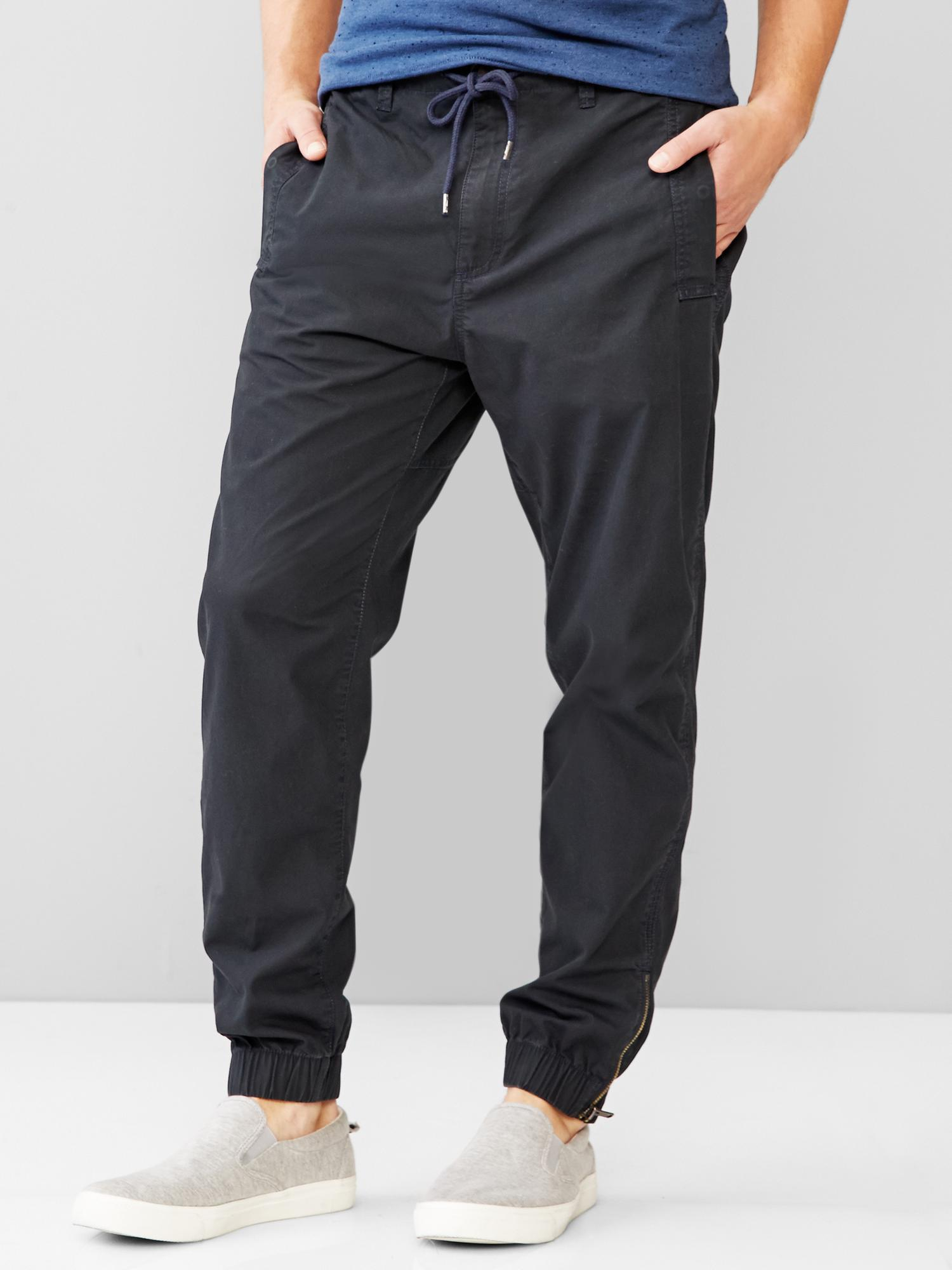 Gap Urban Active Joggers in Black for Men | Lyst