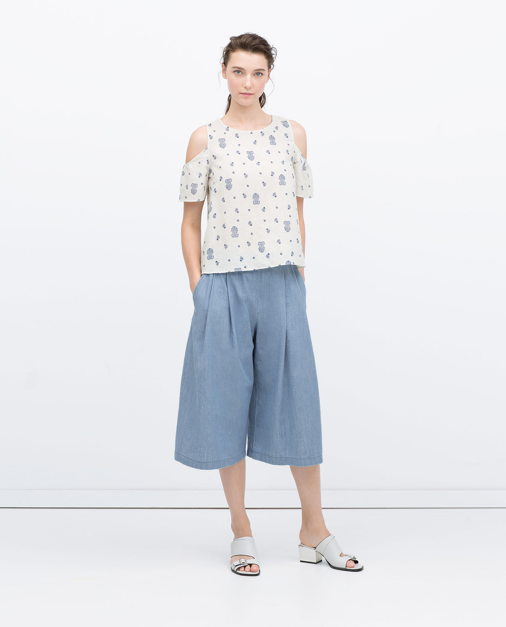 Zara Printed OffTheShoulder Top in Blue (Ecru / Navy) Lyst