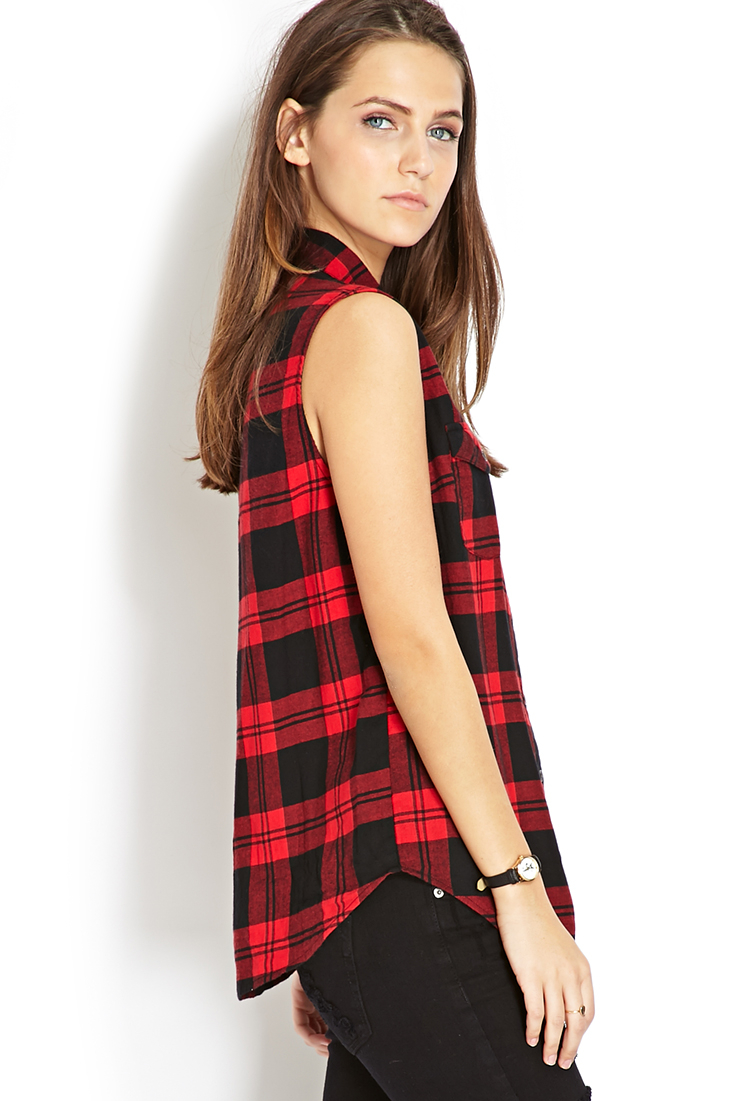 Forever 21 Sleeveless Plaid Shirt in 