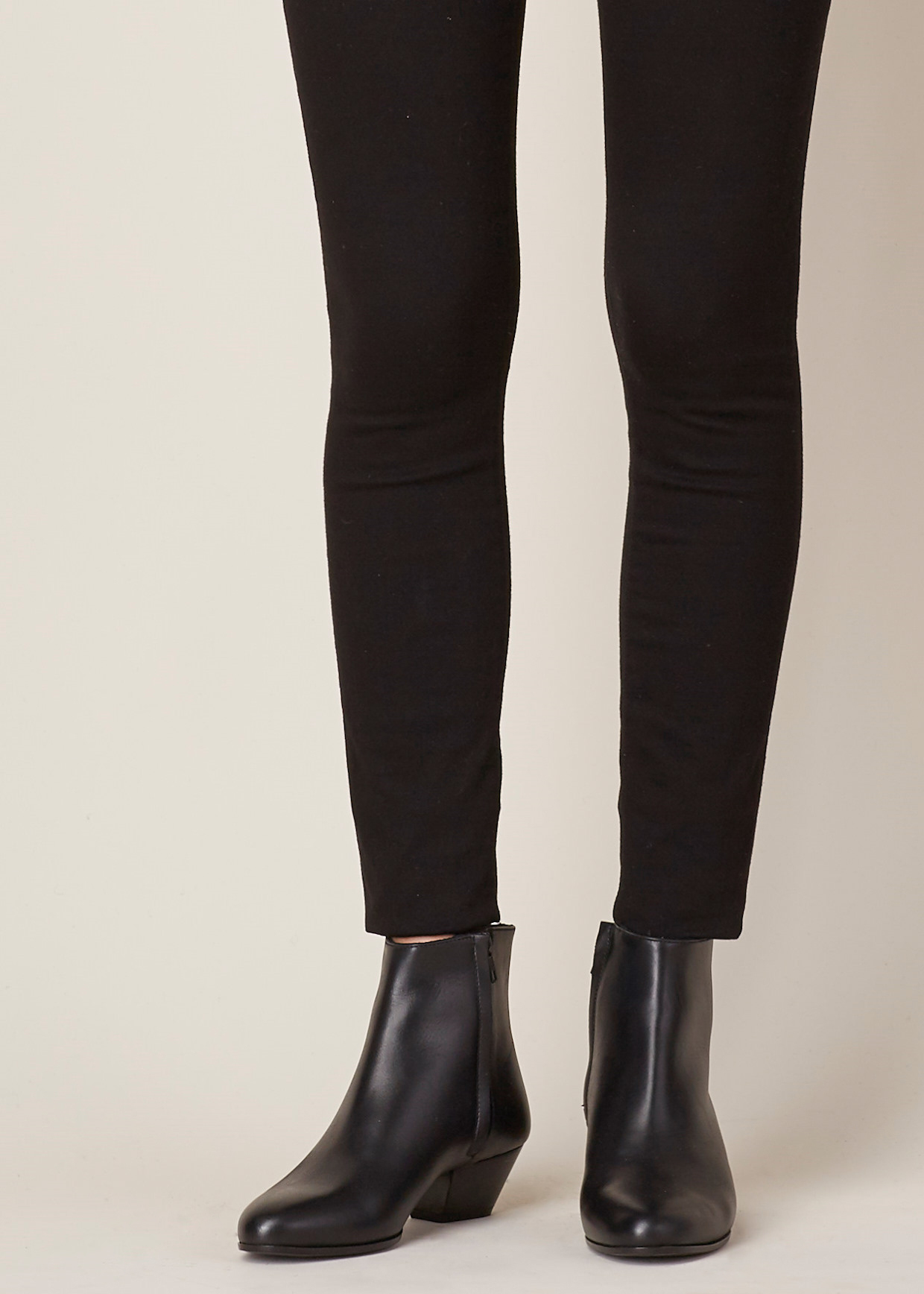 common projects booties