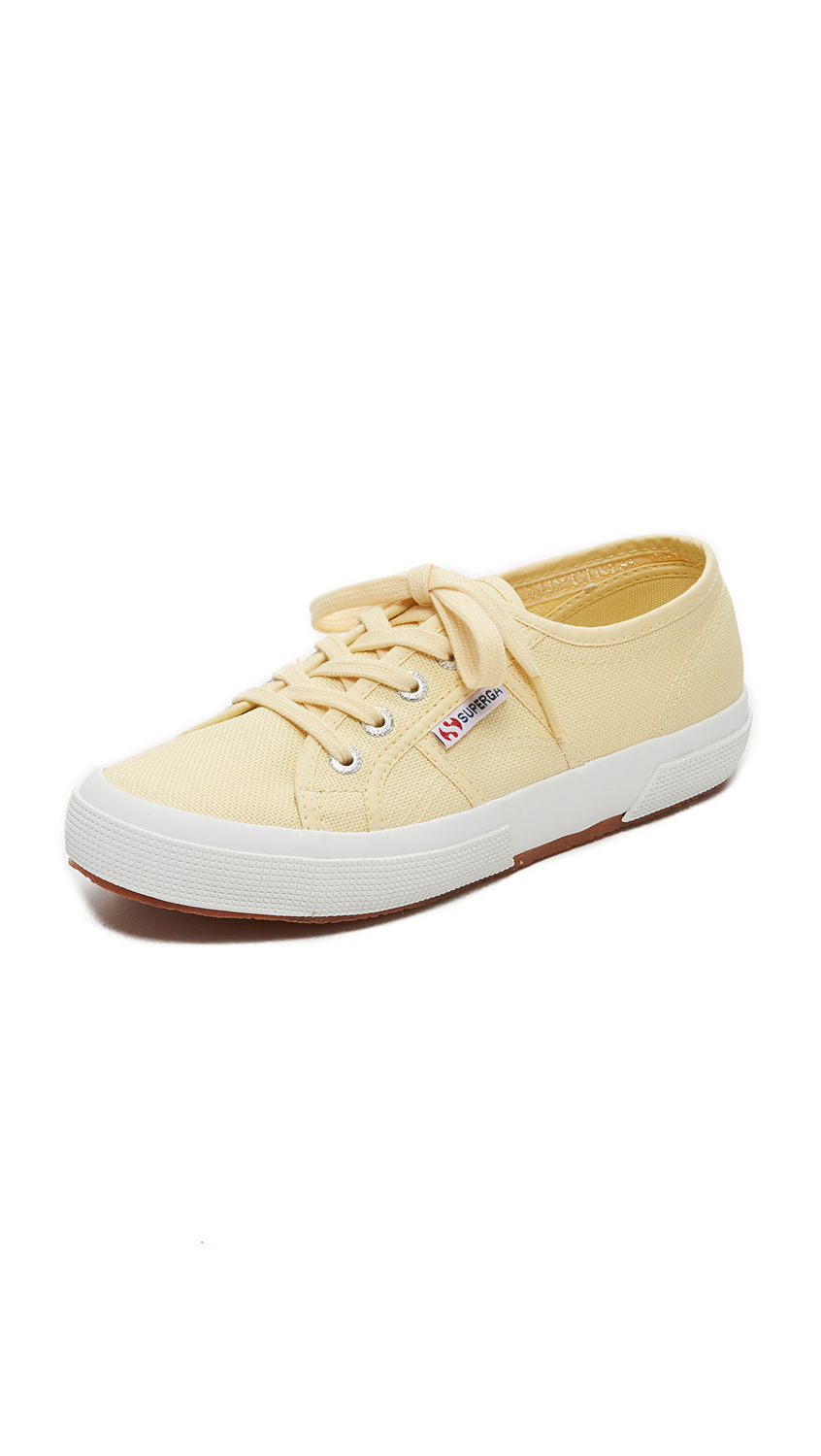 superga pale yellow