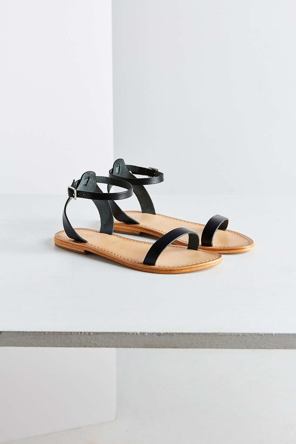 Urban Outfitters Hazel Leather Thin Strap Sandal in Black - Lyst