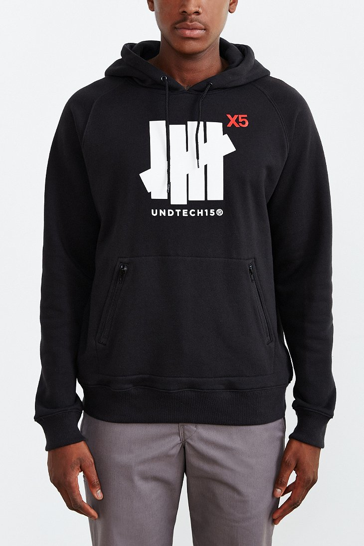 Download Undefeated Tech Fleece Pullover Hooded Sweatshirt in Black ...
