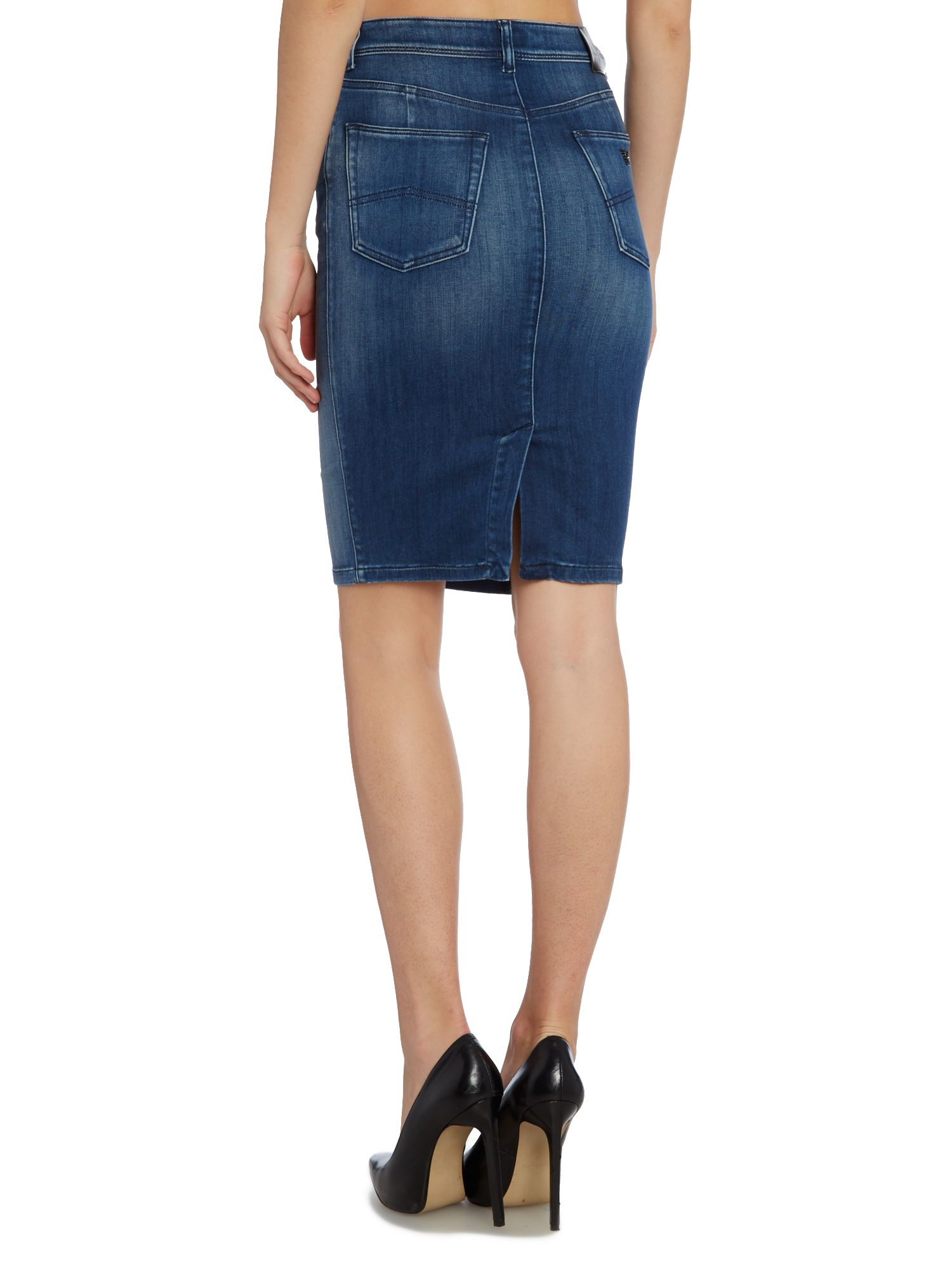 Stylish Womens Pencil Skirts Shop our women's petite skirts in a variety of cuts and styles. From pencil to a line, Talbots petite skirts are specifically designed for the petite woman.