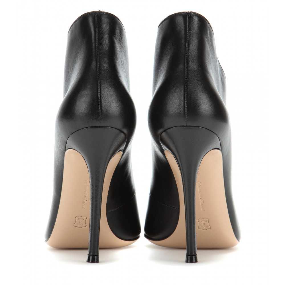 gianvito rossi vamp boots