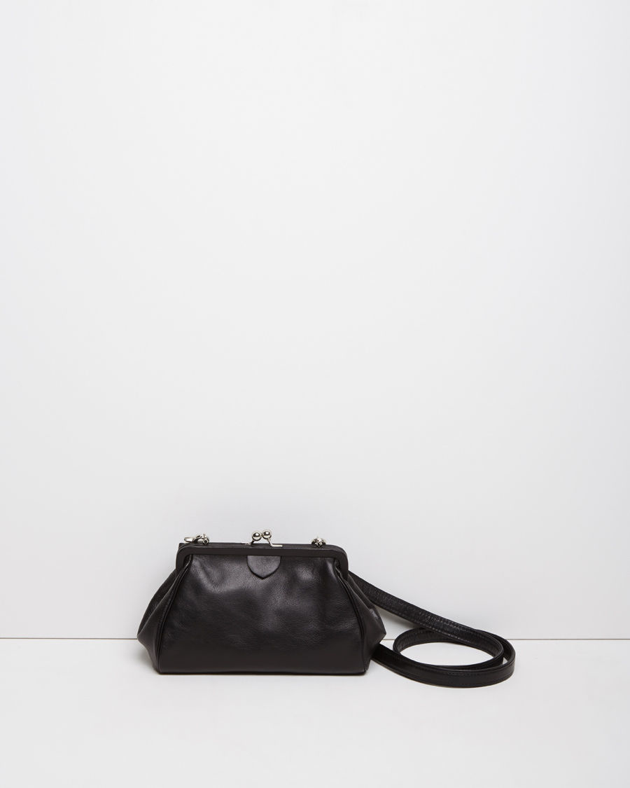 clasp shoulder bag