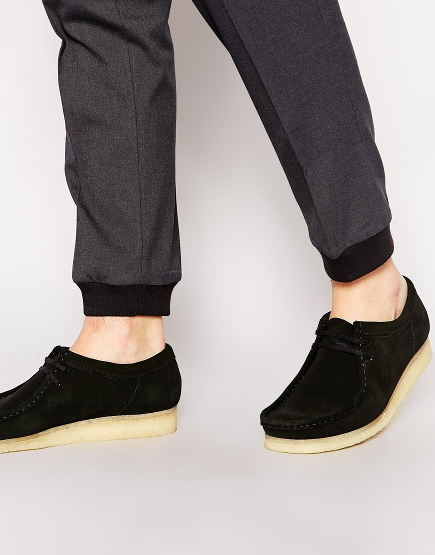 Clarks Suede Wallabee Shoes in Black for Men - Lyst