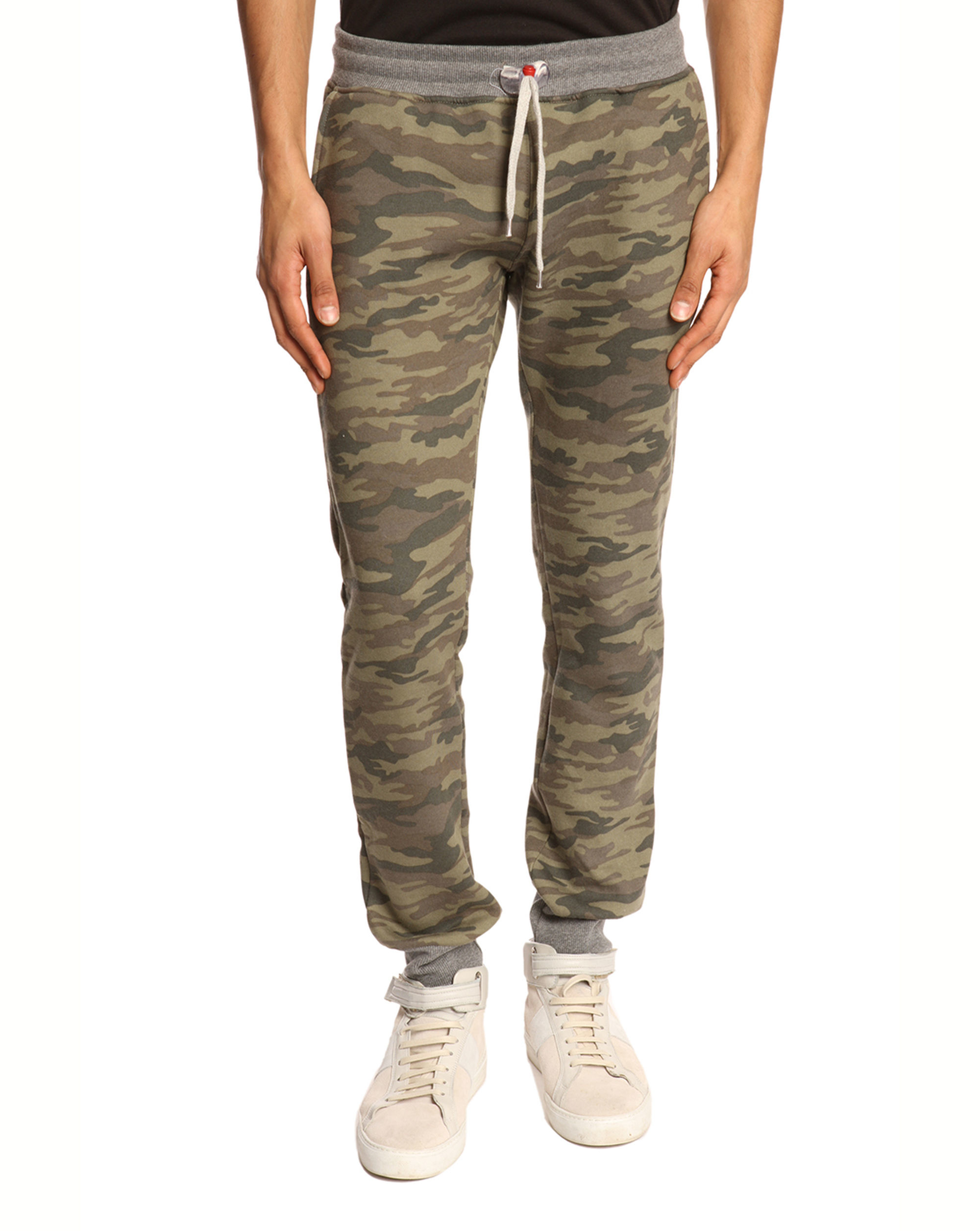 camouflage jogging pants