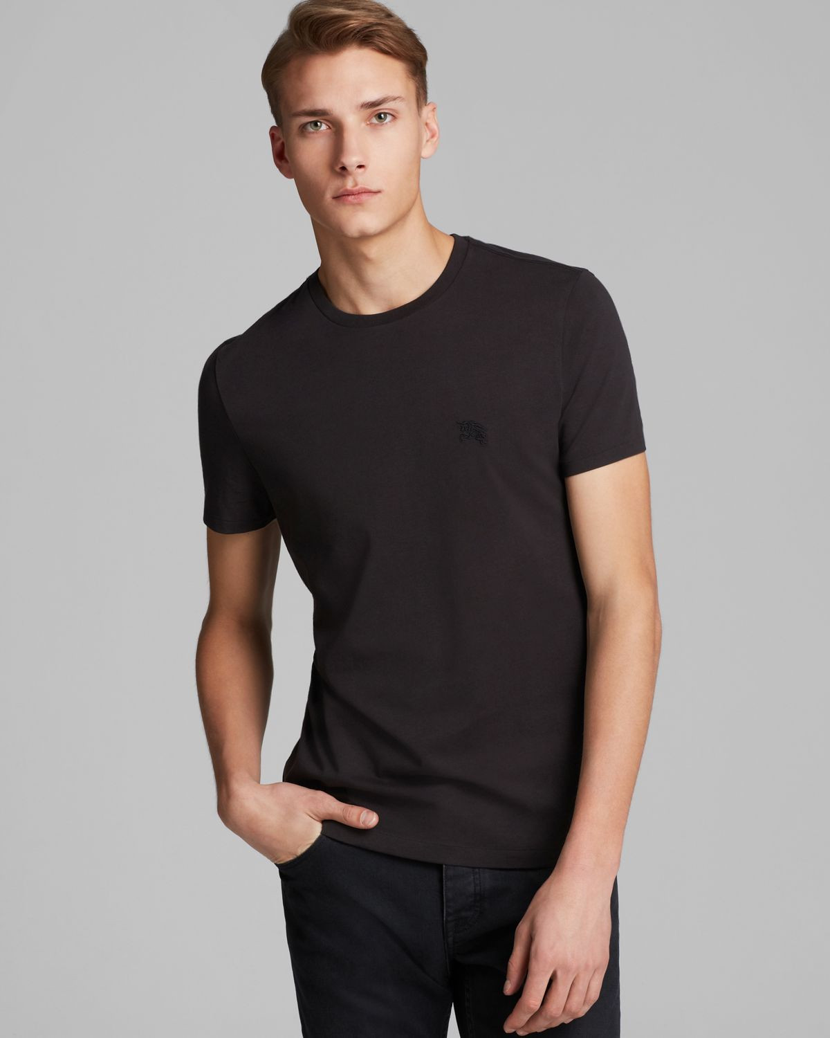 burberry black tee