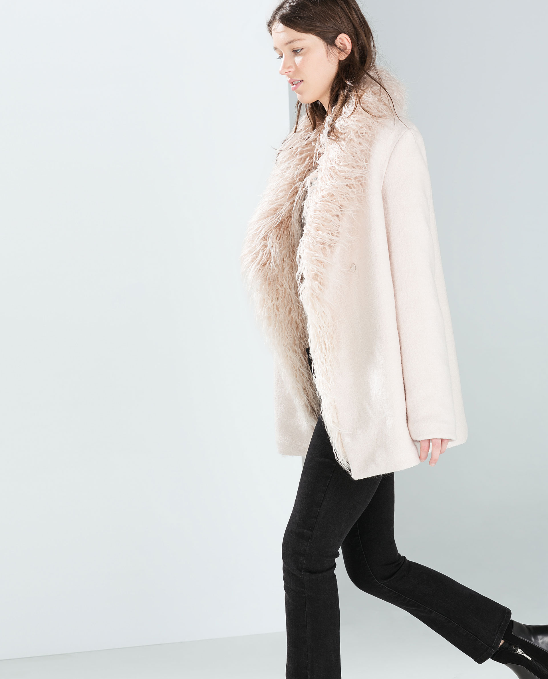 Zara Coat With Furry Collar in Pink (Light pink) | Lyst