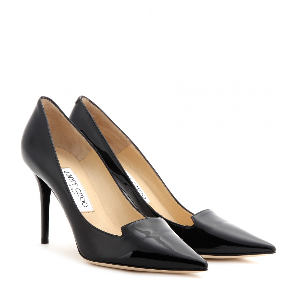 black patent leather pumps outfit