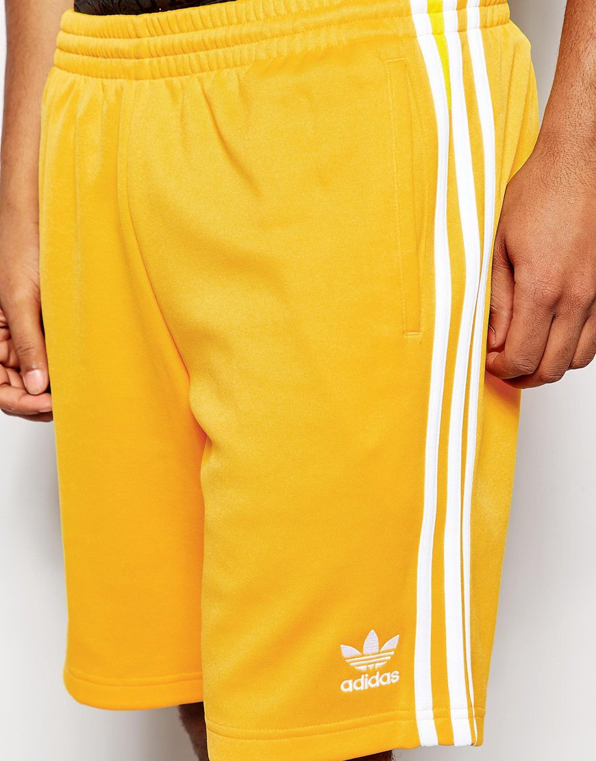 adidas Originals Shorts in Gold (Yellow) for Men - Lyst