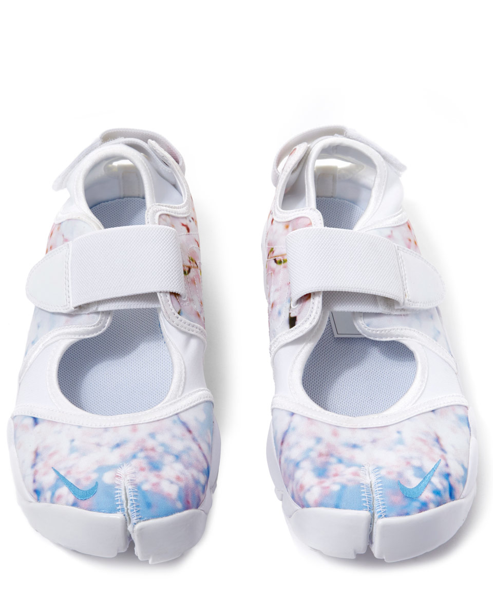 Nike Cherry Blossom Printed Air Rift Trainers in White - Lyst