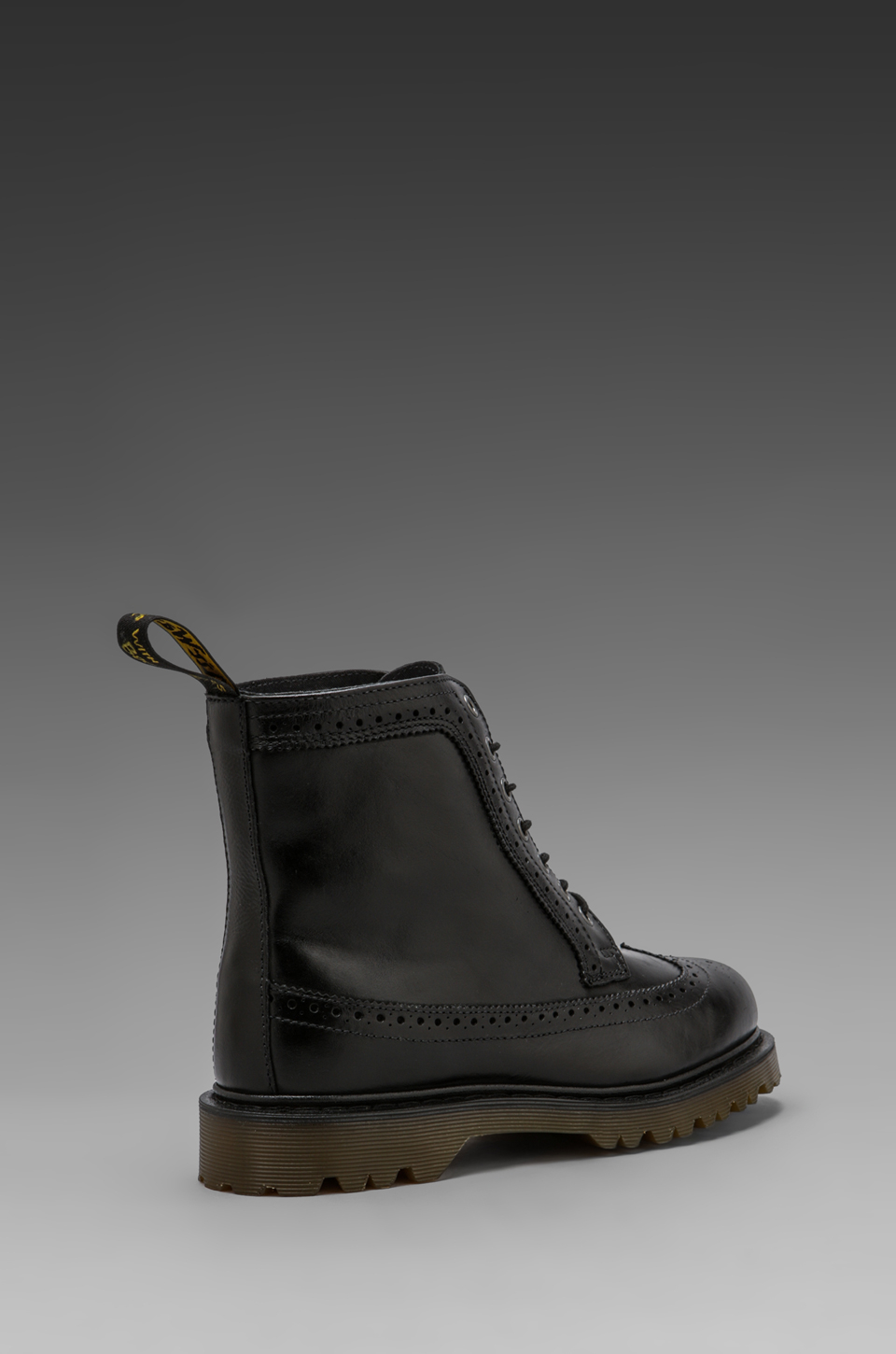dr martens anthony brogue boot