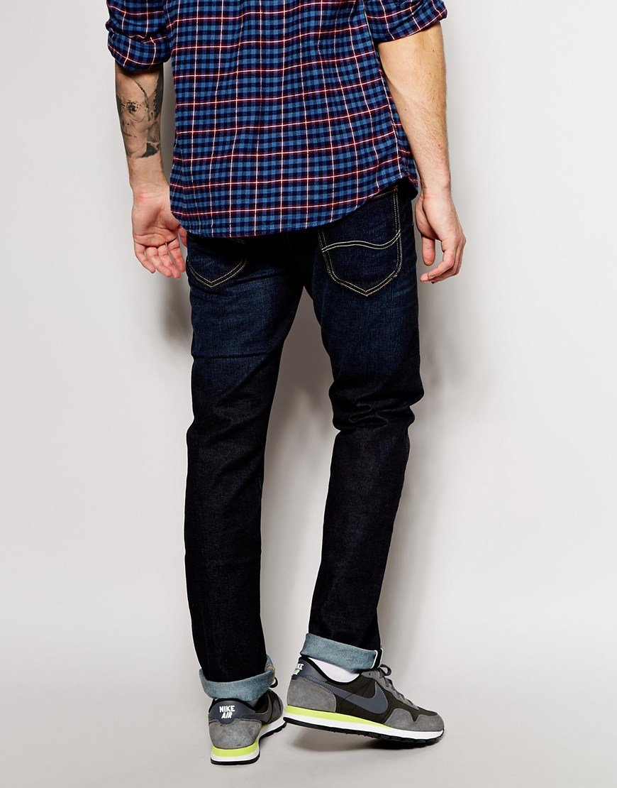 regular fit tapered leg jeans