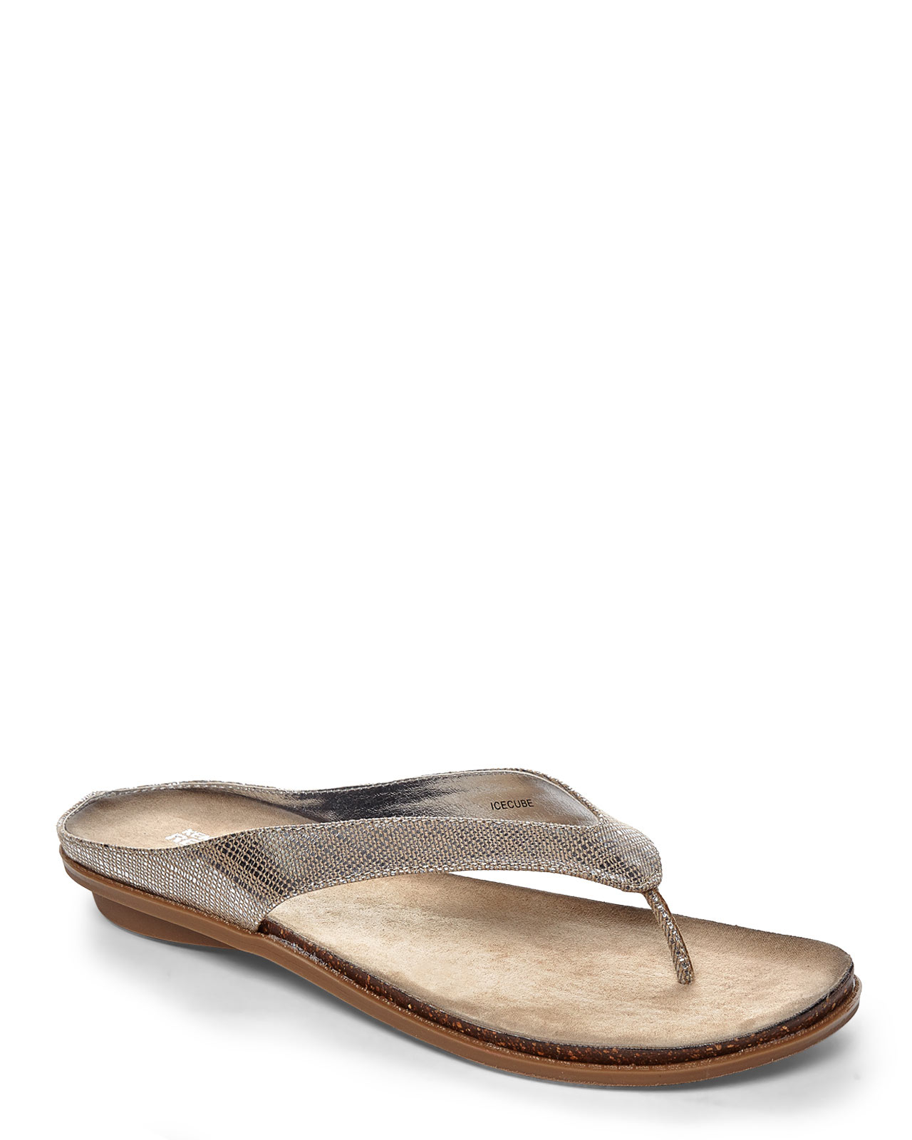 kenneth cole reaction women's flip flops