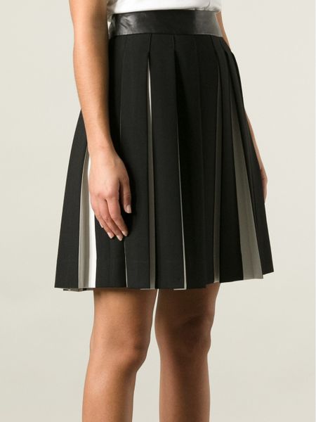 Milly Box Pleat Skirt in Black | Lyst