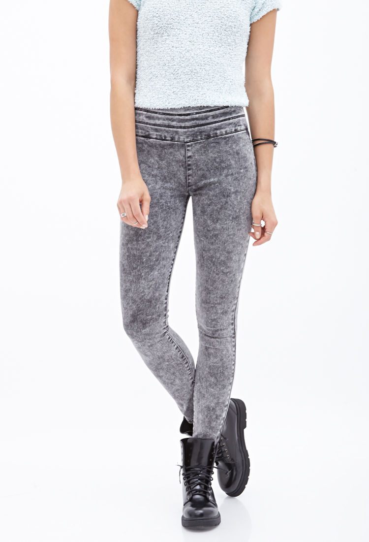 Forever 21 Stone Washed Jeggings in 
