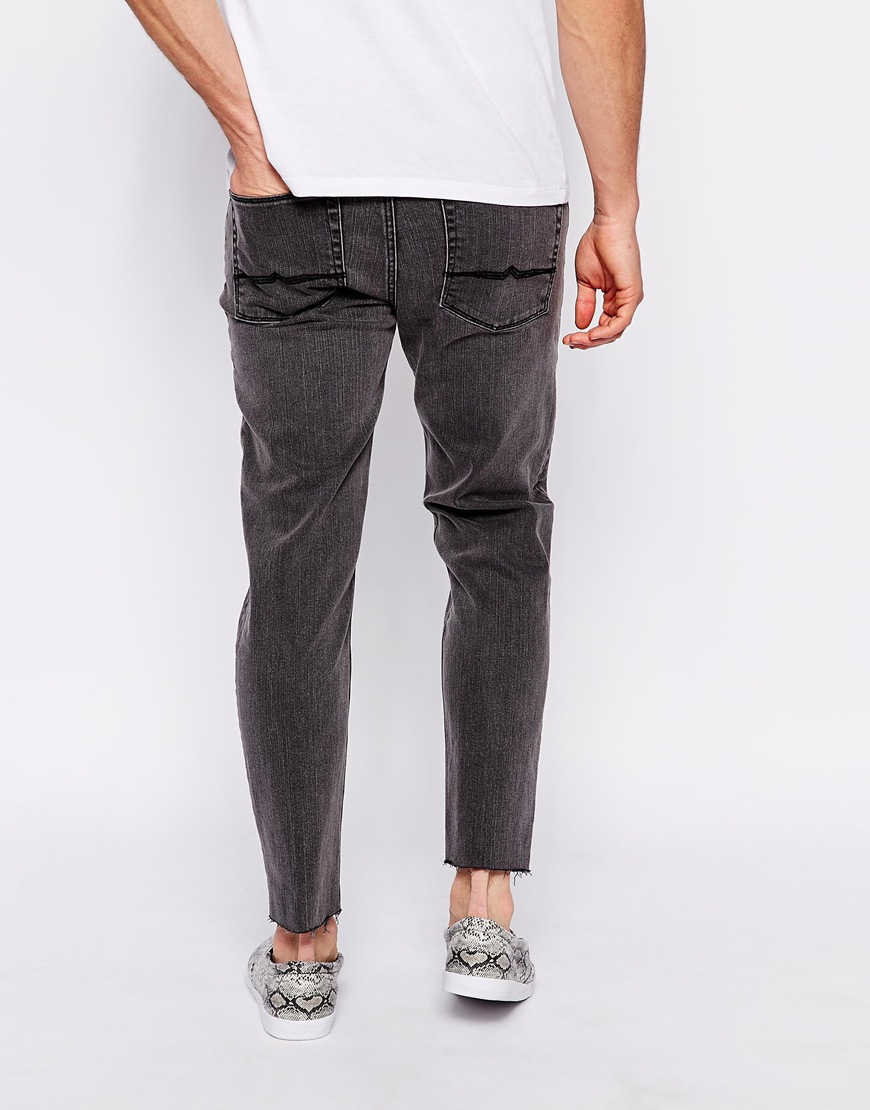 raw edge hem jeans