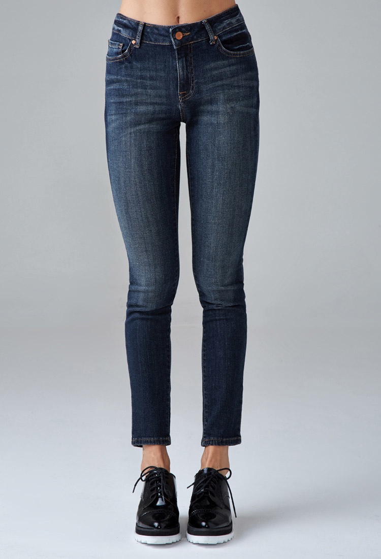Low skinny jeans All Fashion Nova models are wearing size small in tops and dresses, and size 1, 3, or 5 in jeans depending on their body type. Most Fashion Nova jeans & dresses have great stretch, please refer to product description for fabric details. Most Fashion Nova bottoms have an inseam of ” depending on the cut and style.
