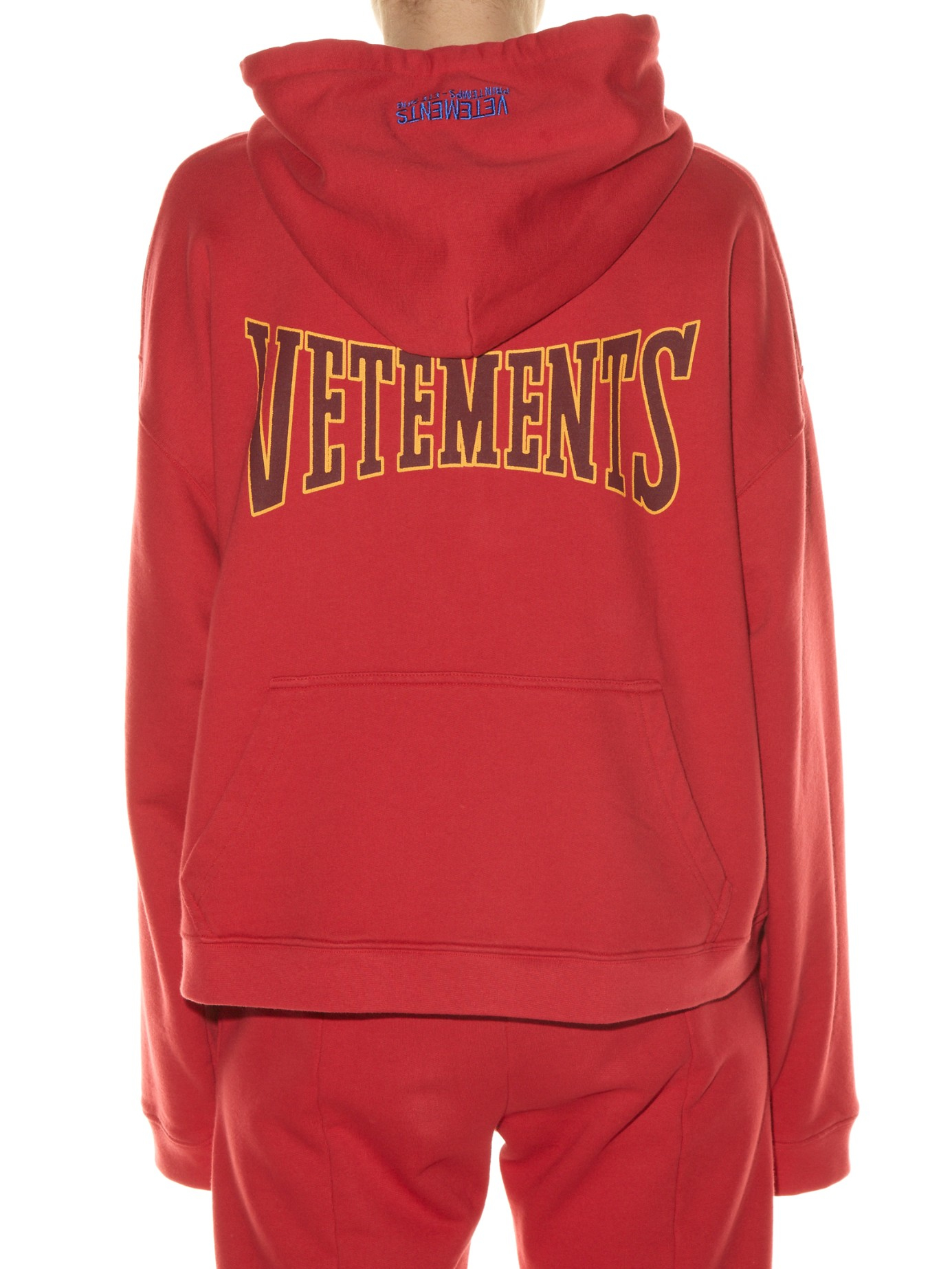 Vetements Hooded Logo-print Sweatshirt in Red | Lyst