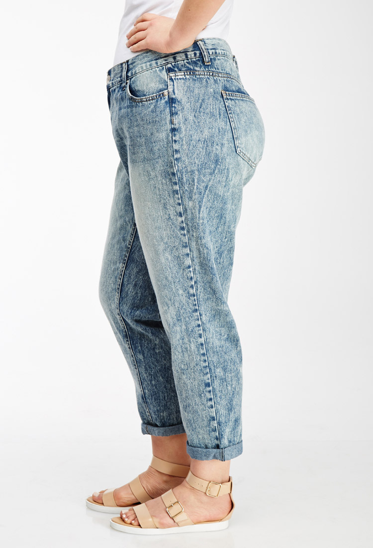 acid wash boyfriend jeans