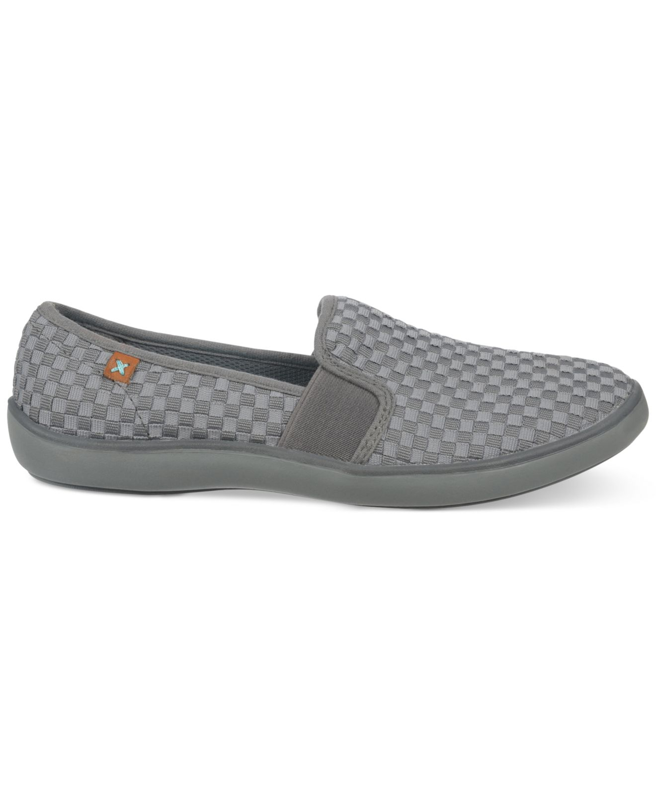 flats slip off