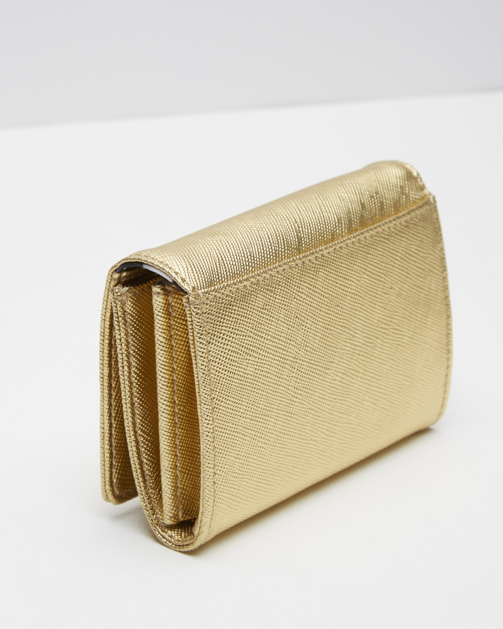 pebble grain small domed satchel