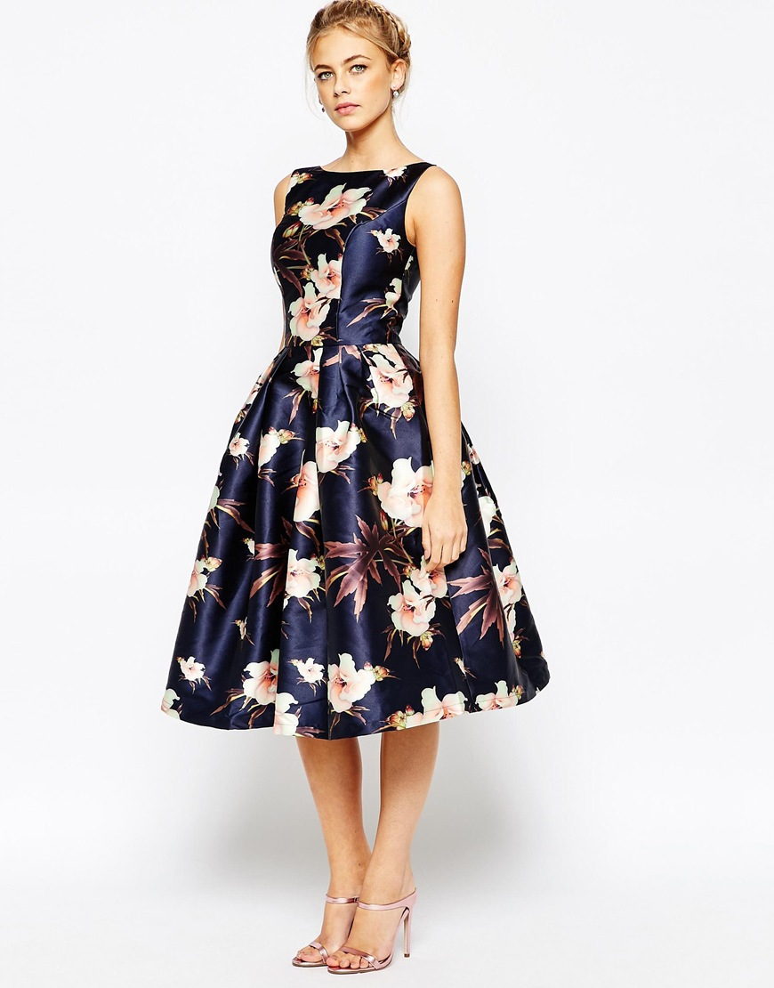 Chi Chi London Full Prom Skater Dress In Floral Print - Navy in Blue | Lyst