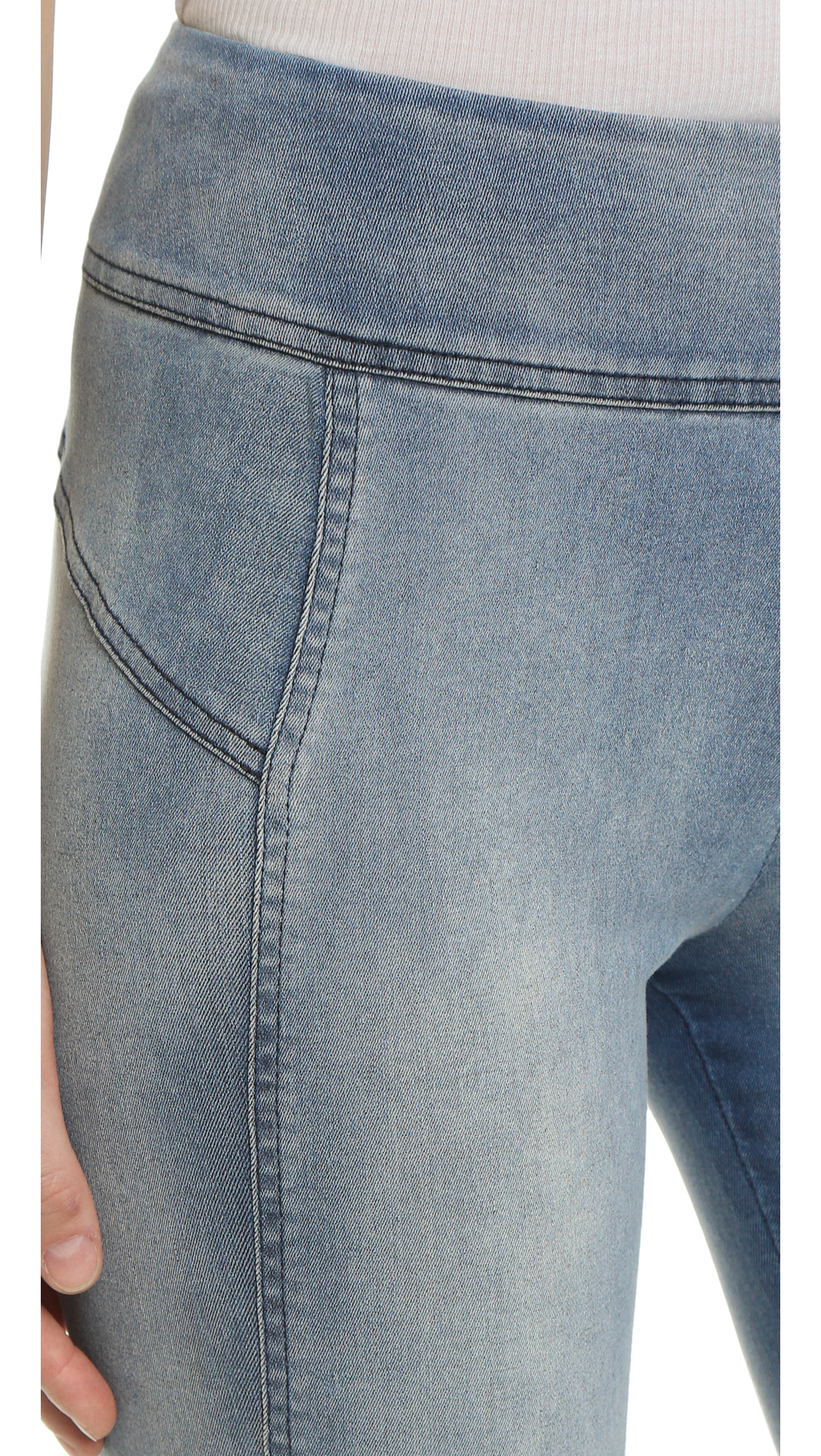 Lyst Donna Karan Back Zip Cropped Jeans Faded Denim in Blue