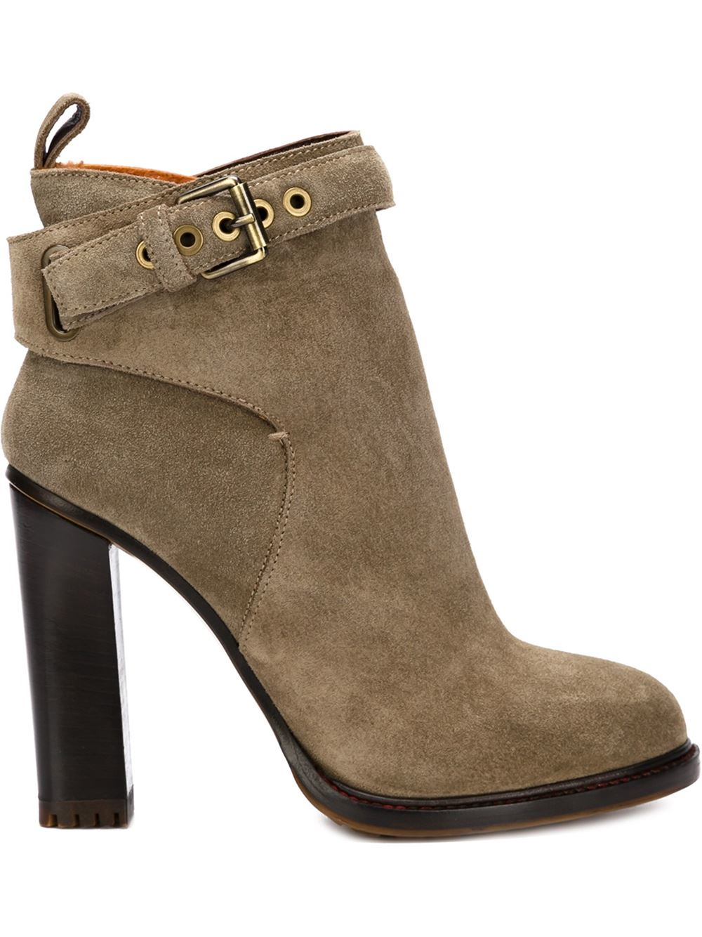 brown chunky heel boot