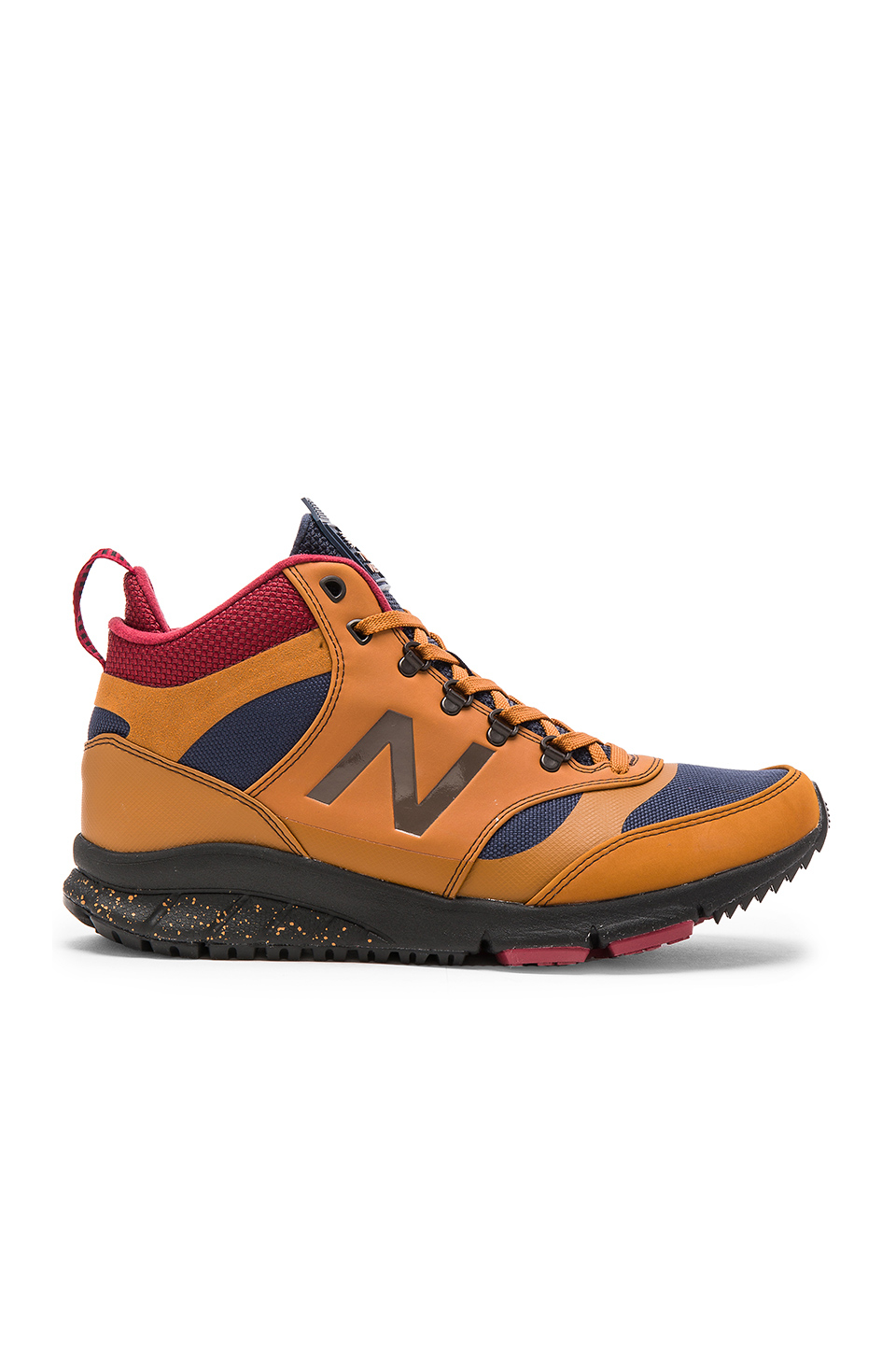 new balance hvl710