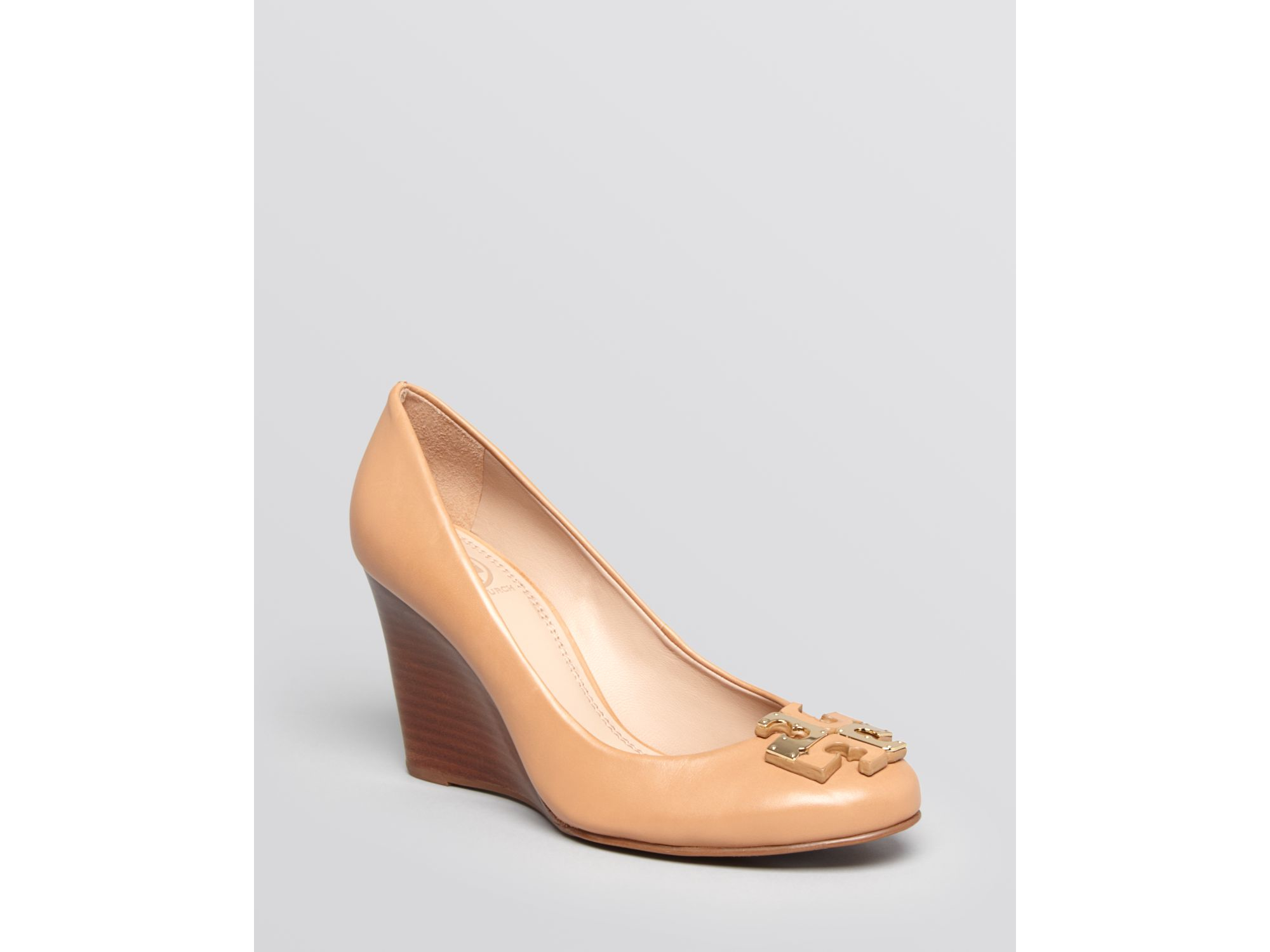 Tory Burch Wedge Pumps - Lowell in Natural | Lyst