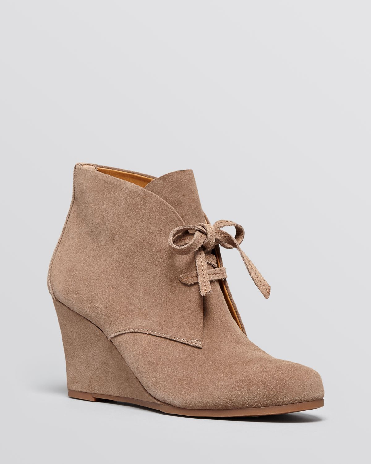 Dolce Vita Jemima Cutout Suede Ankle Boots in Beige (nude 