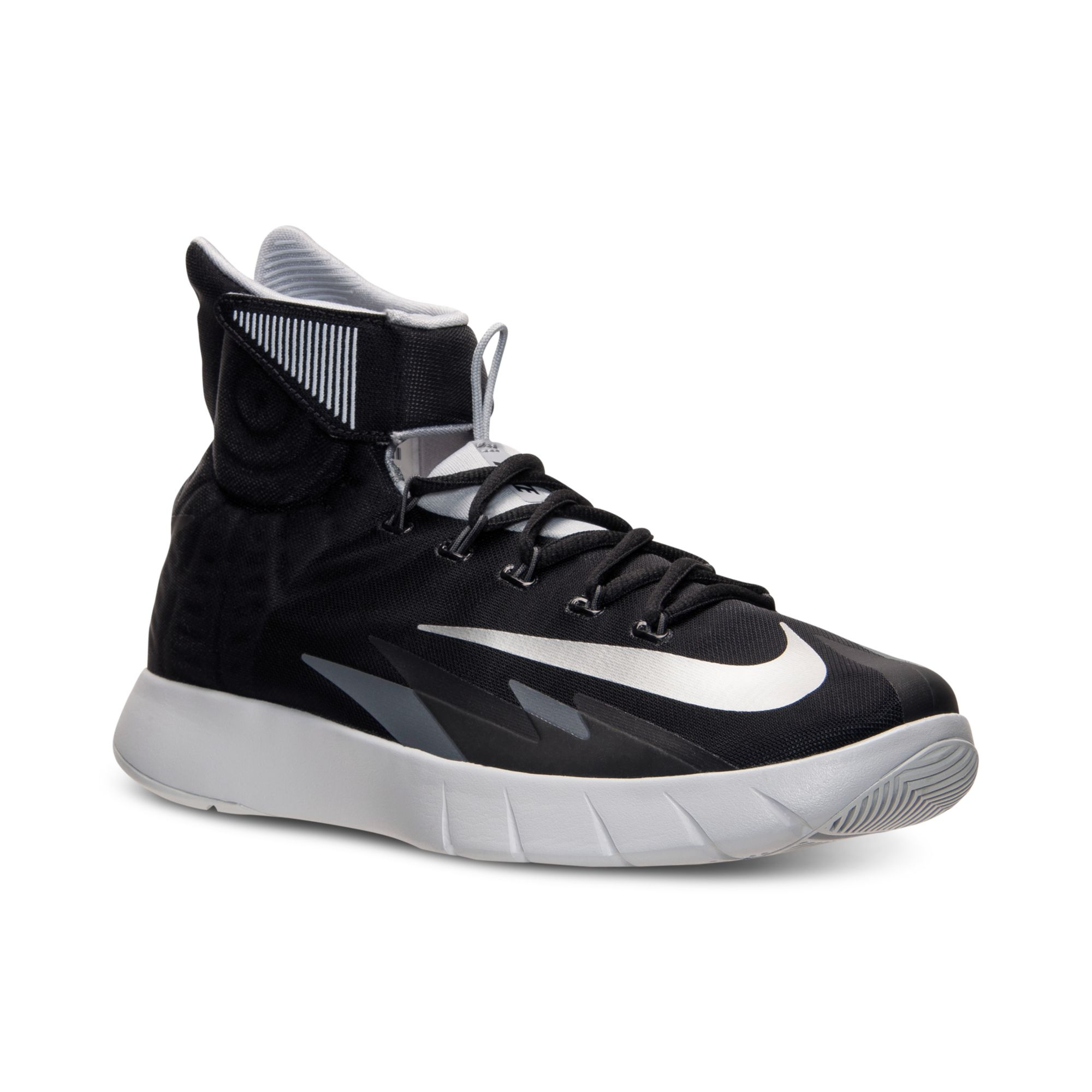 mens nike basketball sneakers