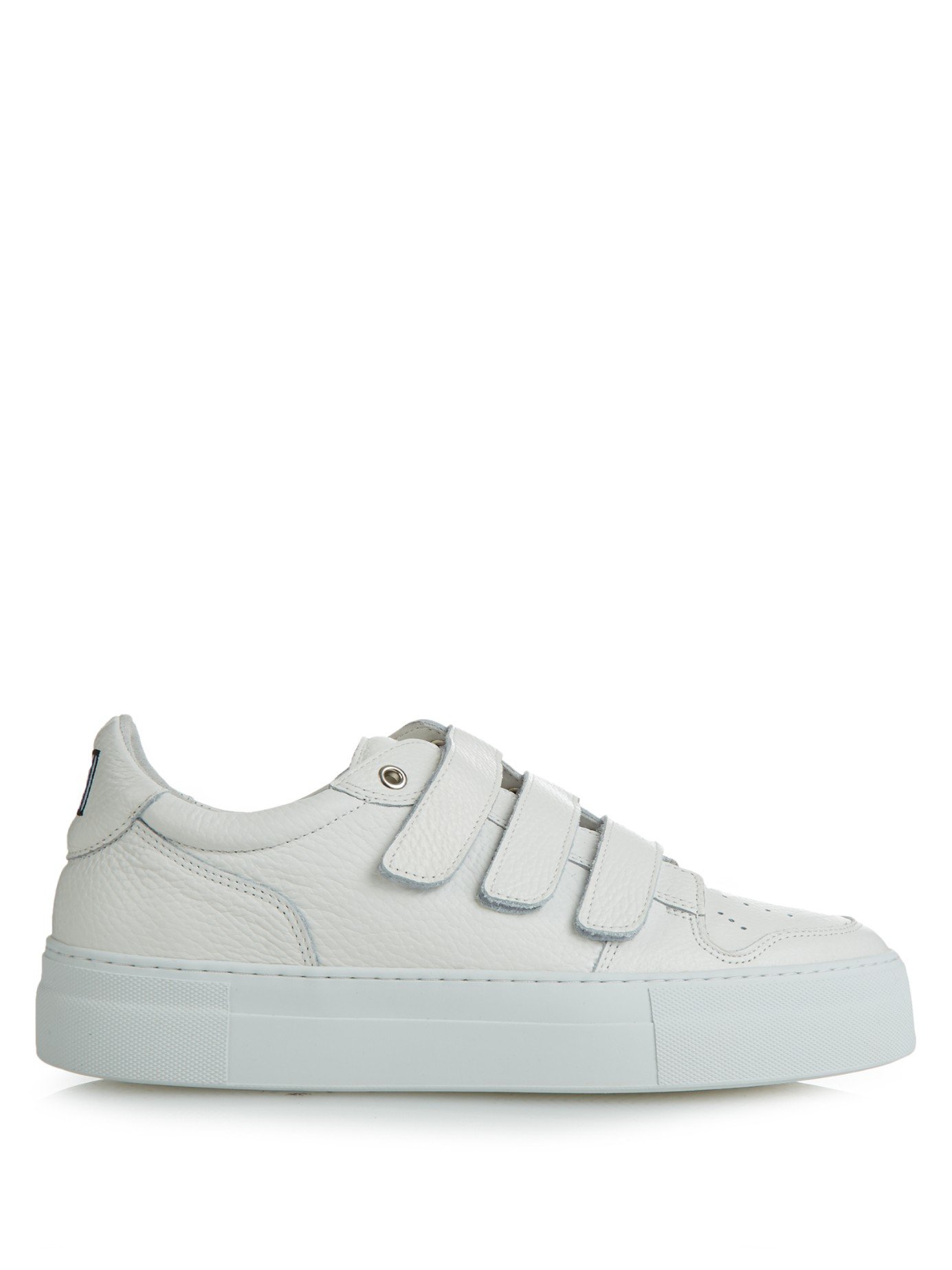 men's trainers with velcro fastening