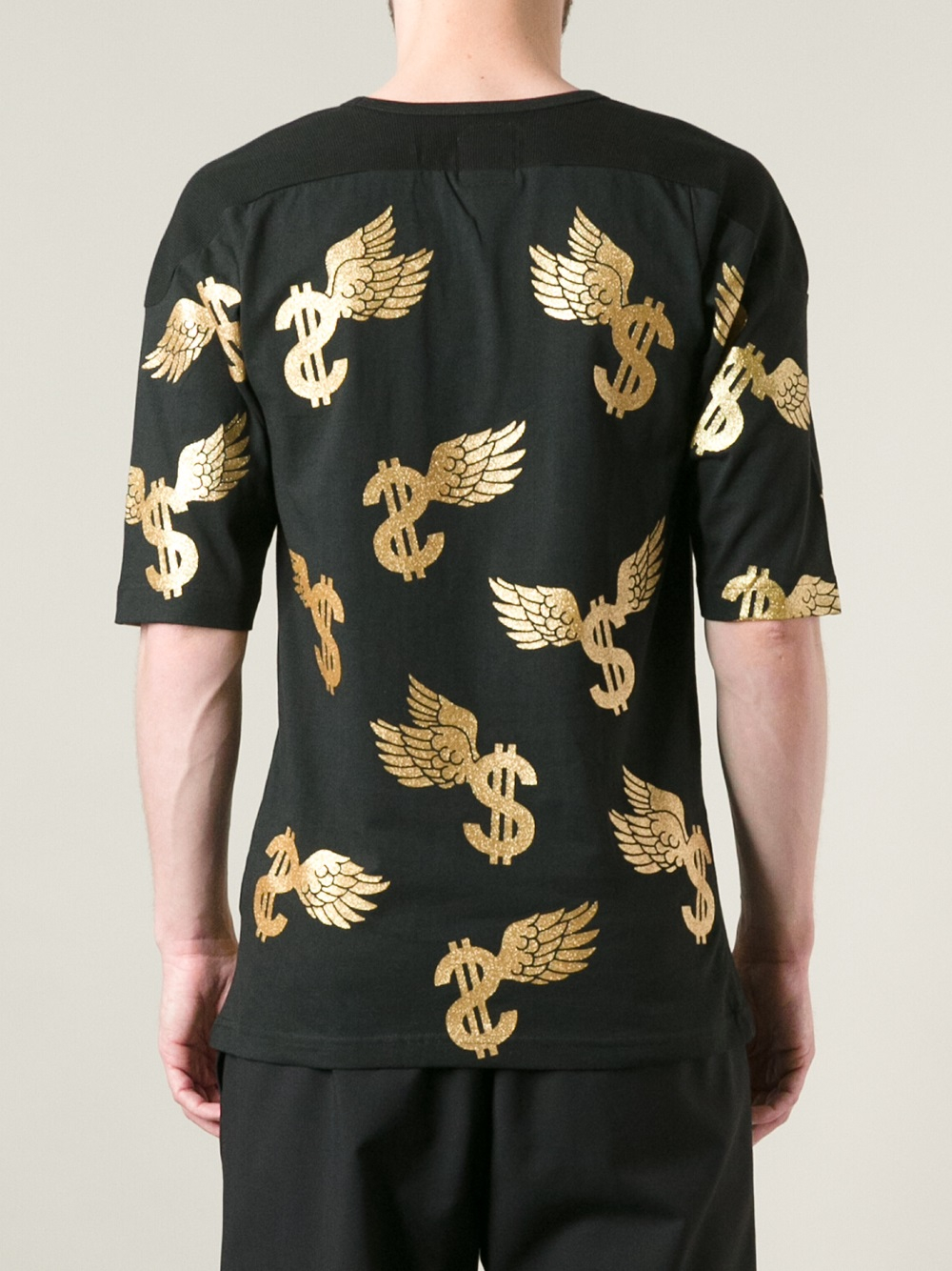 sweetheart neck shirt