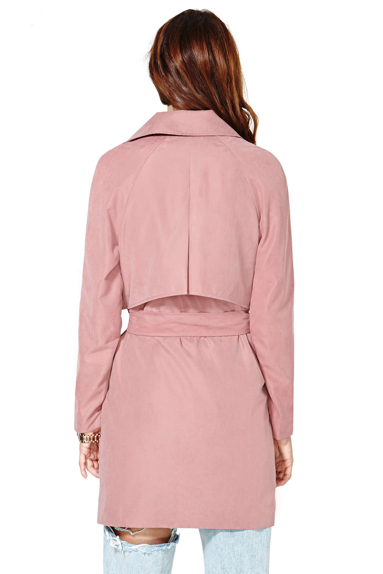 Steal Kourtney Kardashian S First I Pink Trench Coat Fashion Gallery