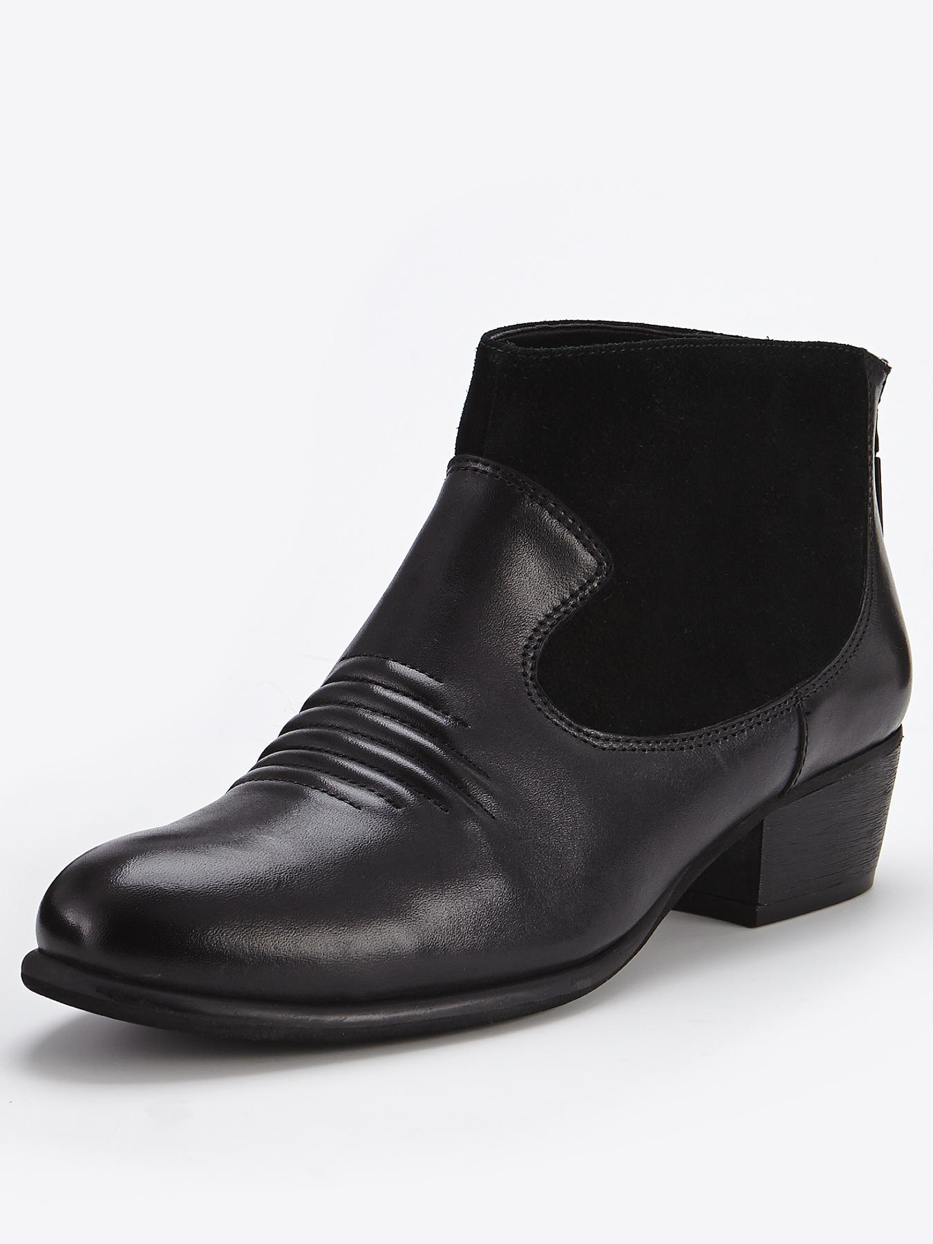 Clarks Langdon Town Western Leather Ankle Boots in Black for Men (black ...
