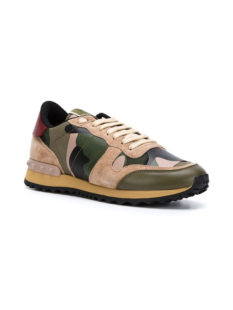 Besparing accu Interactie Valentino 'Rockrunner' Camouflage Sneakers in Green - Lyst