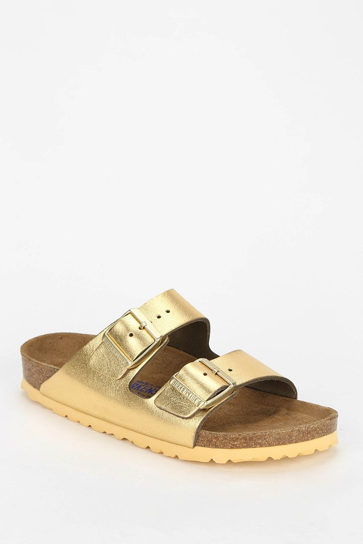 Birkenstock Arizona Soft Footbed Metallic Sandal in Gold | Lyst