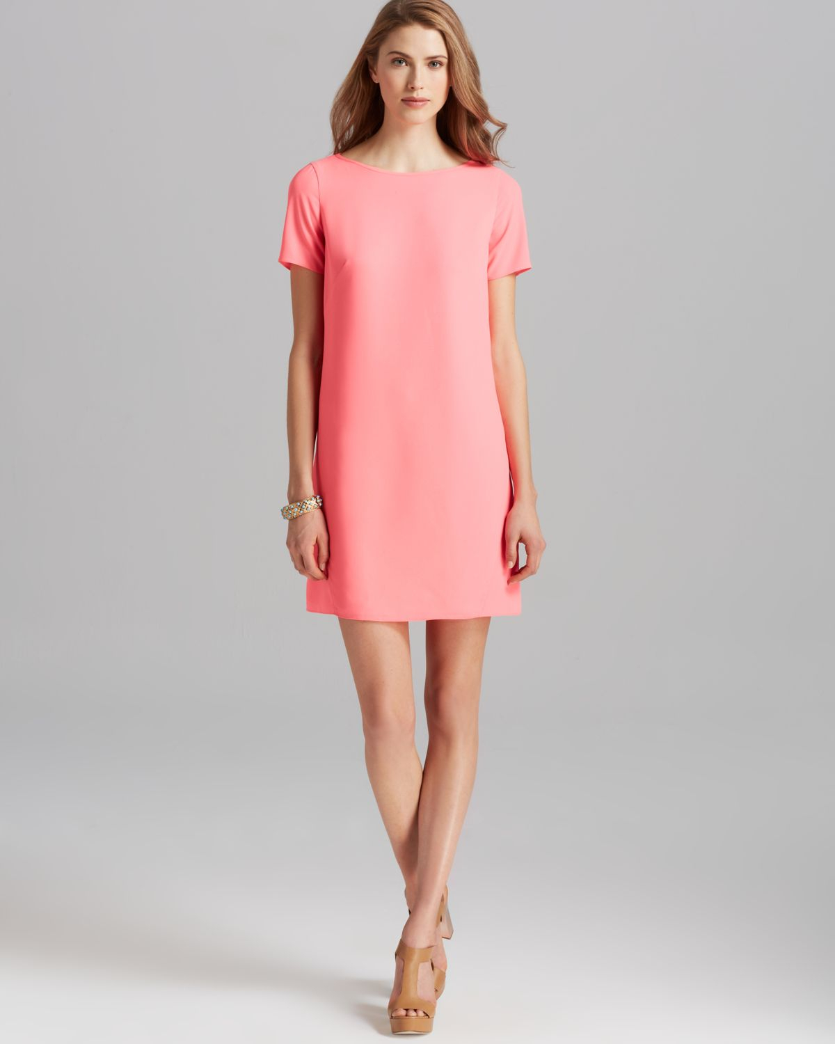 pink short sleeve dress