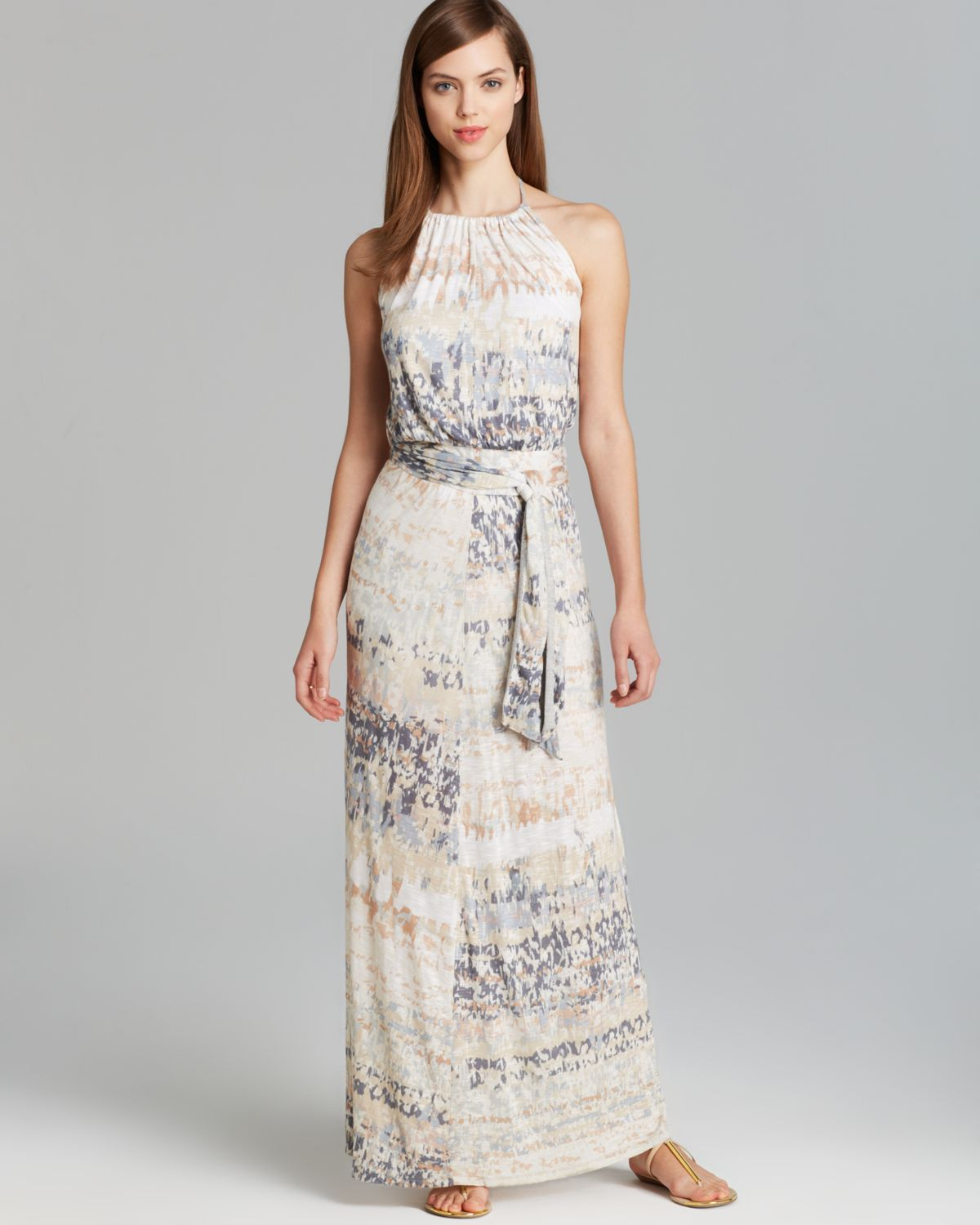 Plus short size white dresses Bloom Flynn pictures