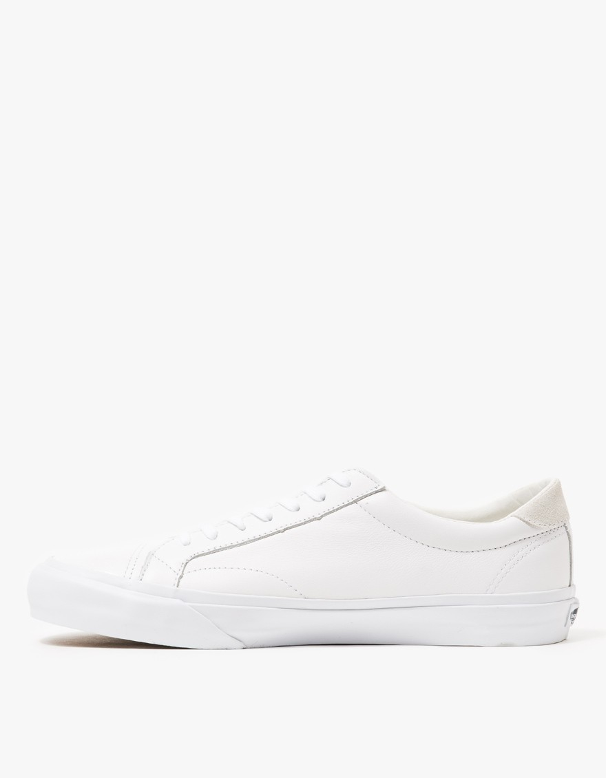 vans court true white