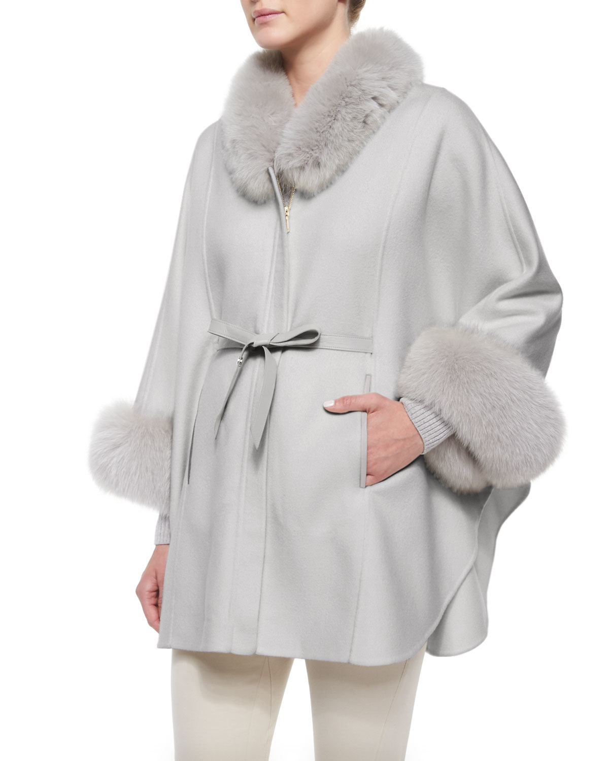 Loro Piana Onslow Fox Fur-Trimmed Cashmere Cape in Natural ...