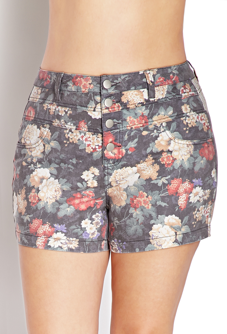 Lyst Forever 21 Fantasy Floral Highwaisted Shorts