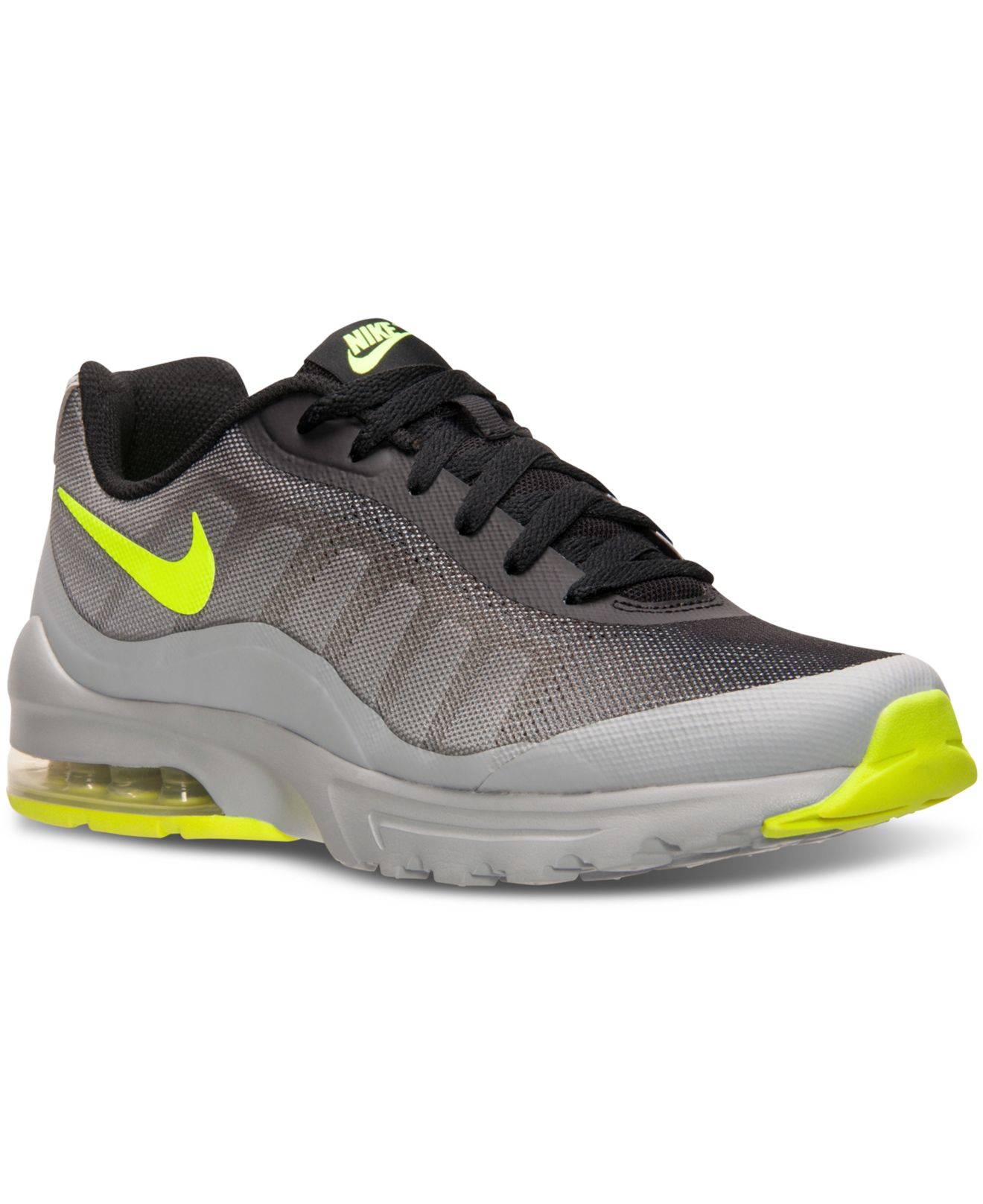 men's air max invigor print running shoes